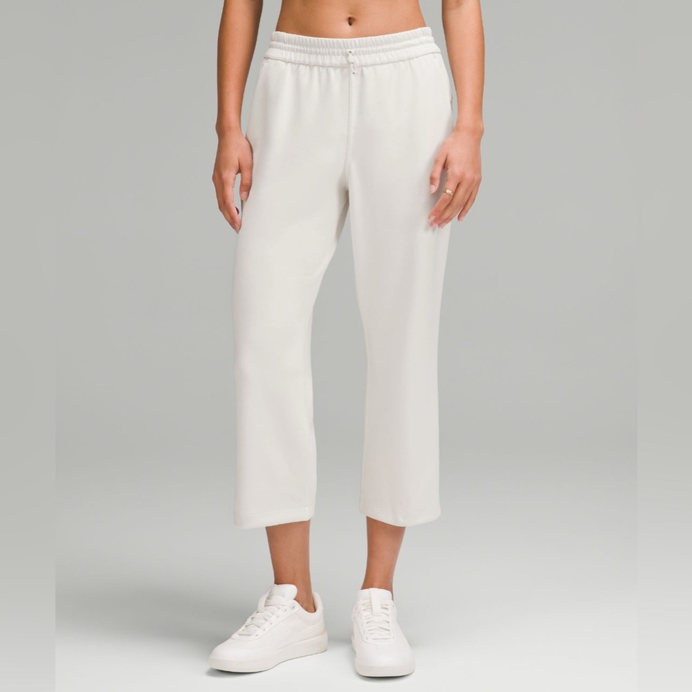 Lululemon Softstreme HR Straight Leg Crop “24”-SMLT Color